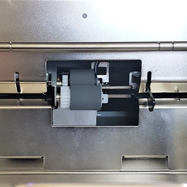 Po vytlačení mojich tlakových formulárov na mojej laserovej tlačiarni majú formuláre tendenciu sa mierne vlniť. Bude toto problém pre pressure sealer stroj?